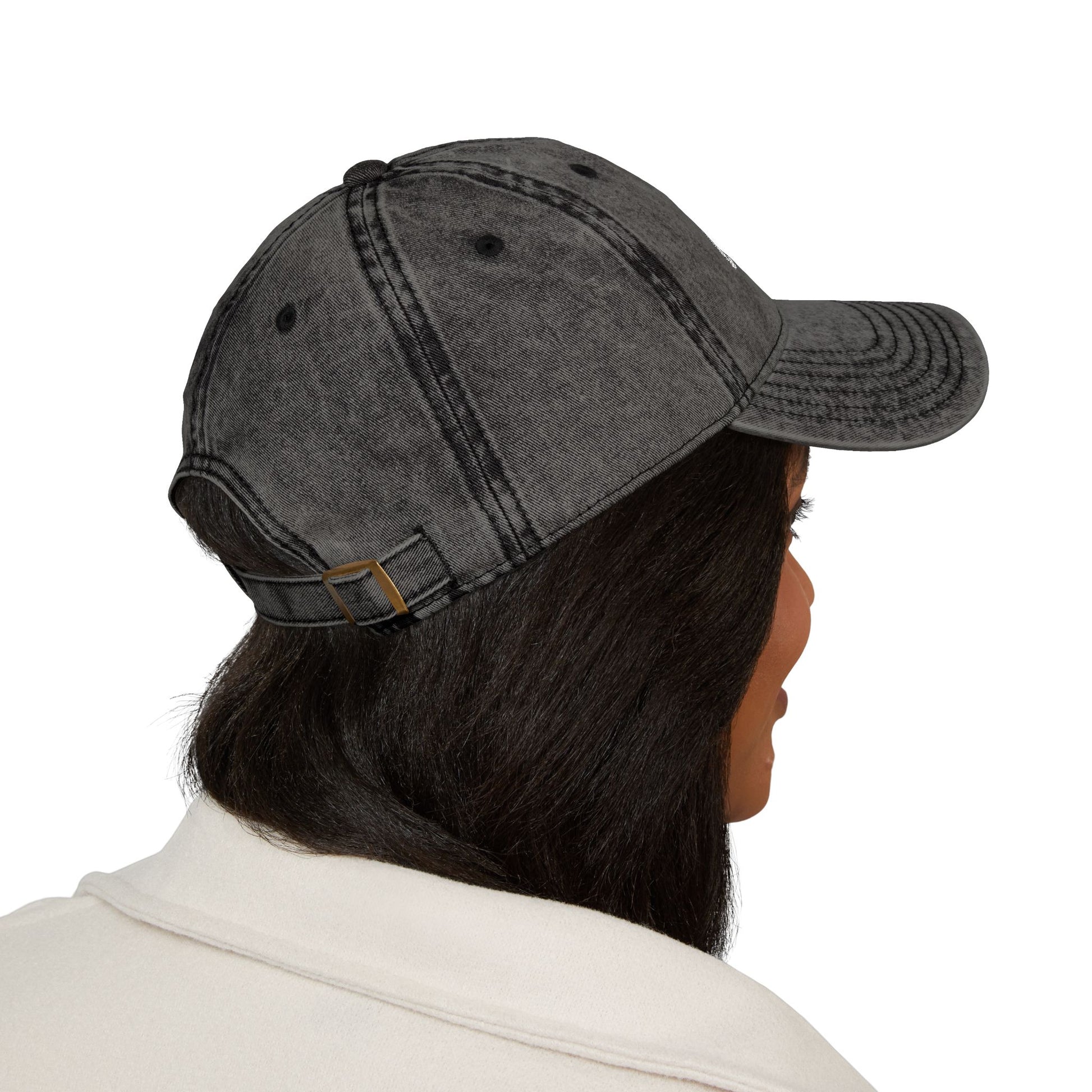 Casquette Vintage — “Made with Love & Rage”
