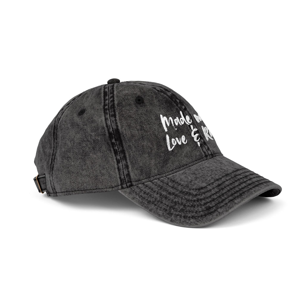 Casquette Vintage — “Made with Love & Rage”