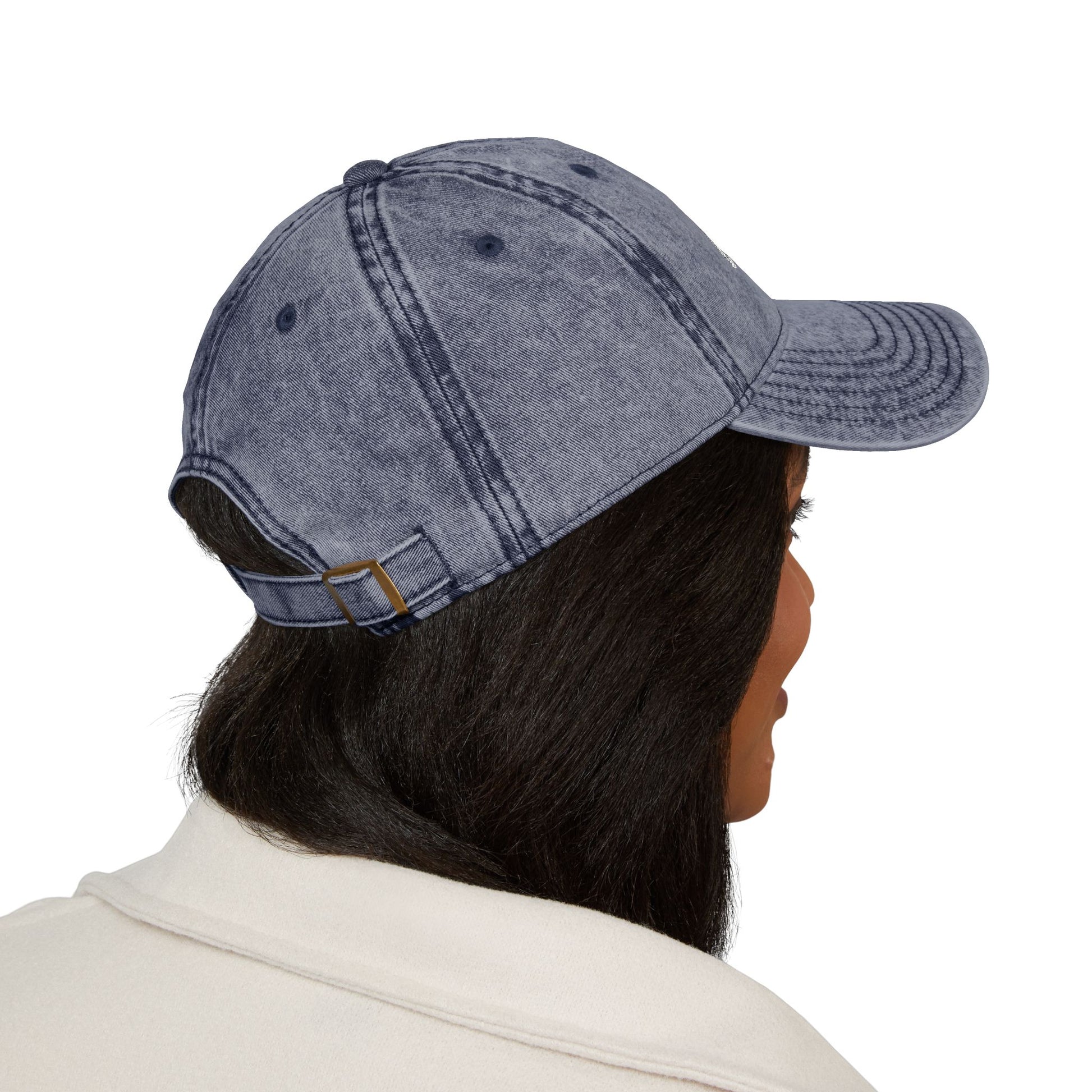 Casquette Vintage — “Made with Love & Rage”