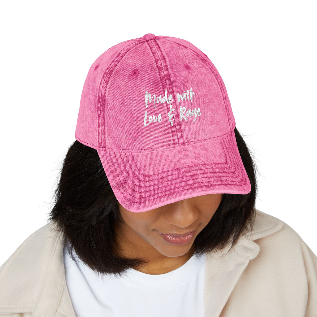 Casquette Vintage — “Made with Love & Rage”