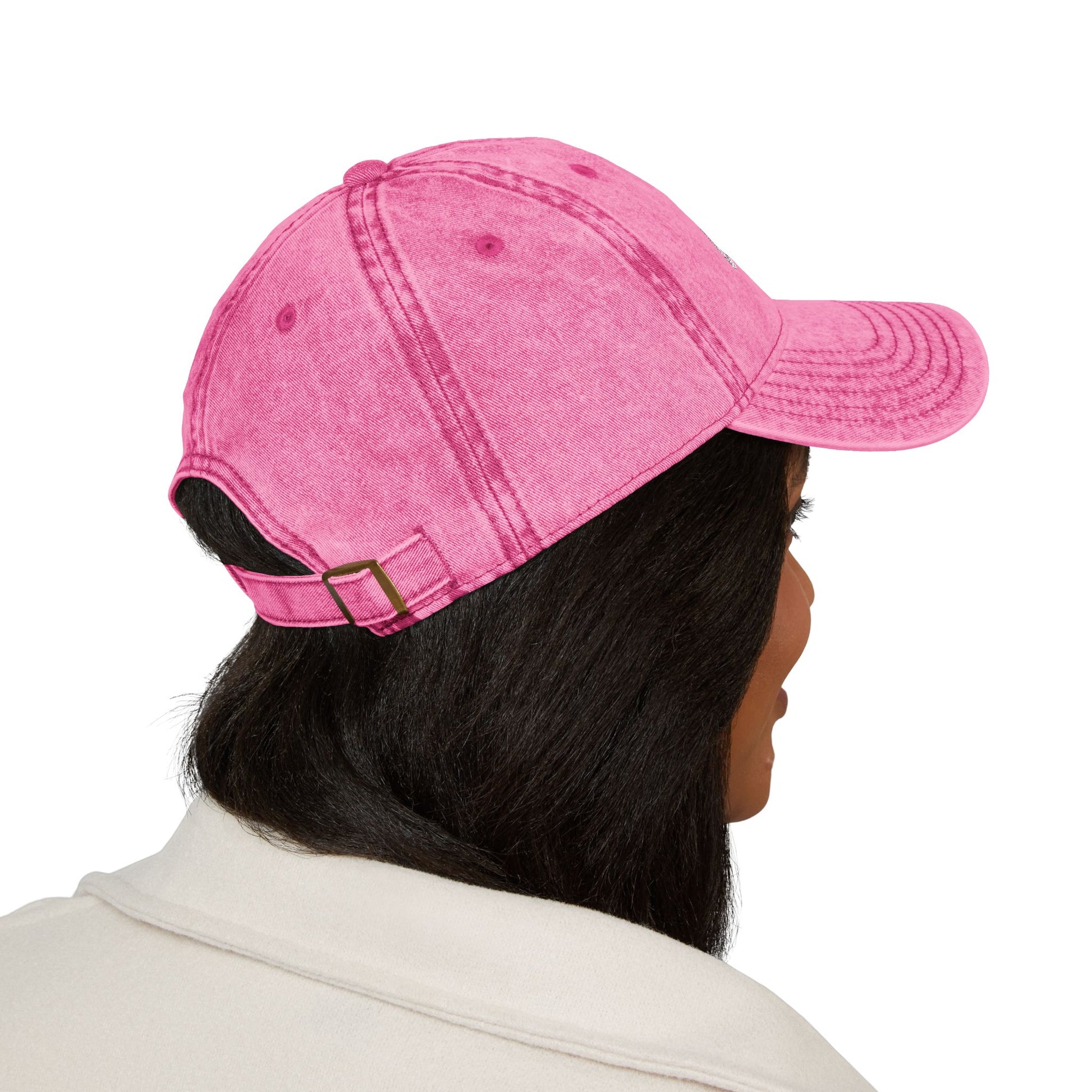 Casquette Vintage — “Made with Love & Rage”