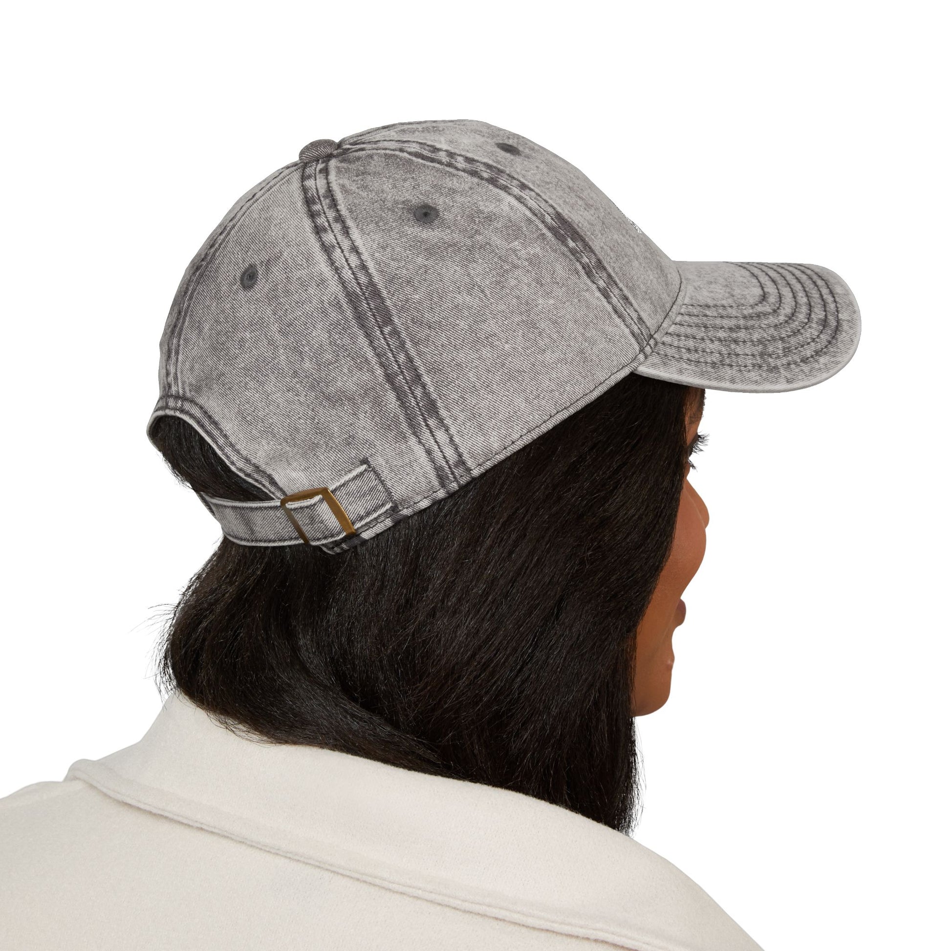 Casquette Vintage — “Made with Love & Rage”